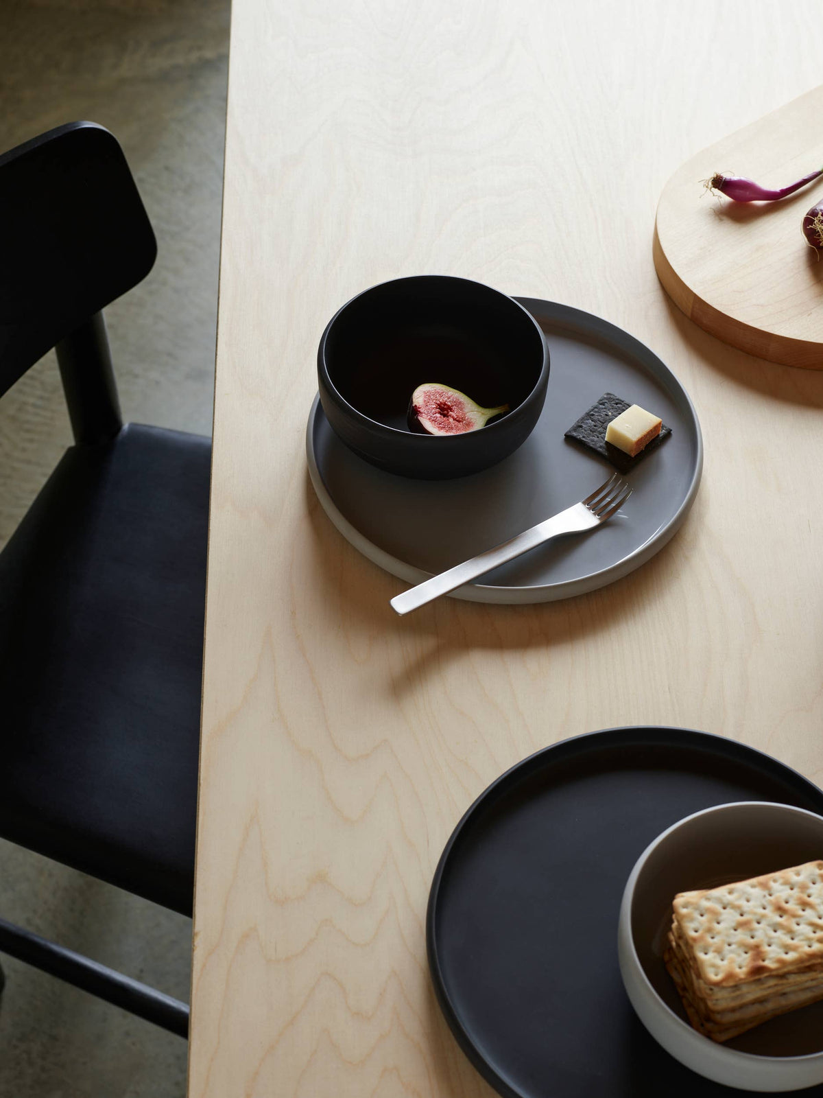 Colombo Small Serving Bowl | Black