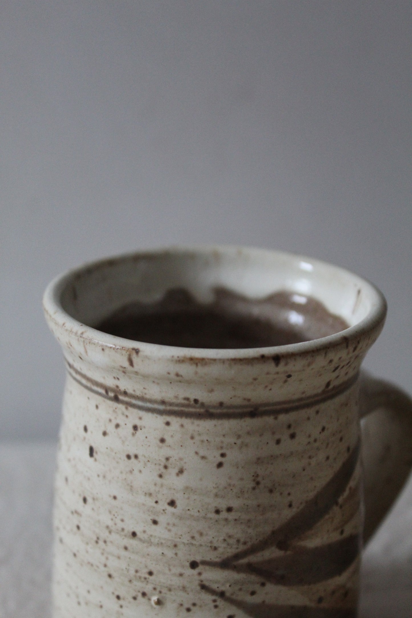 Beige Leaf Design Mugs