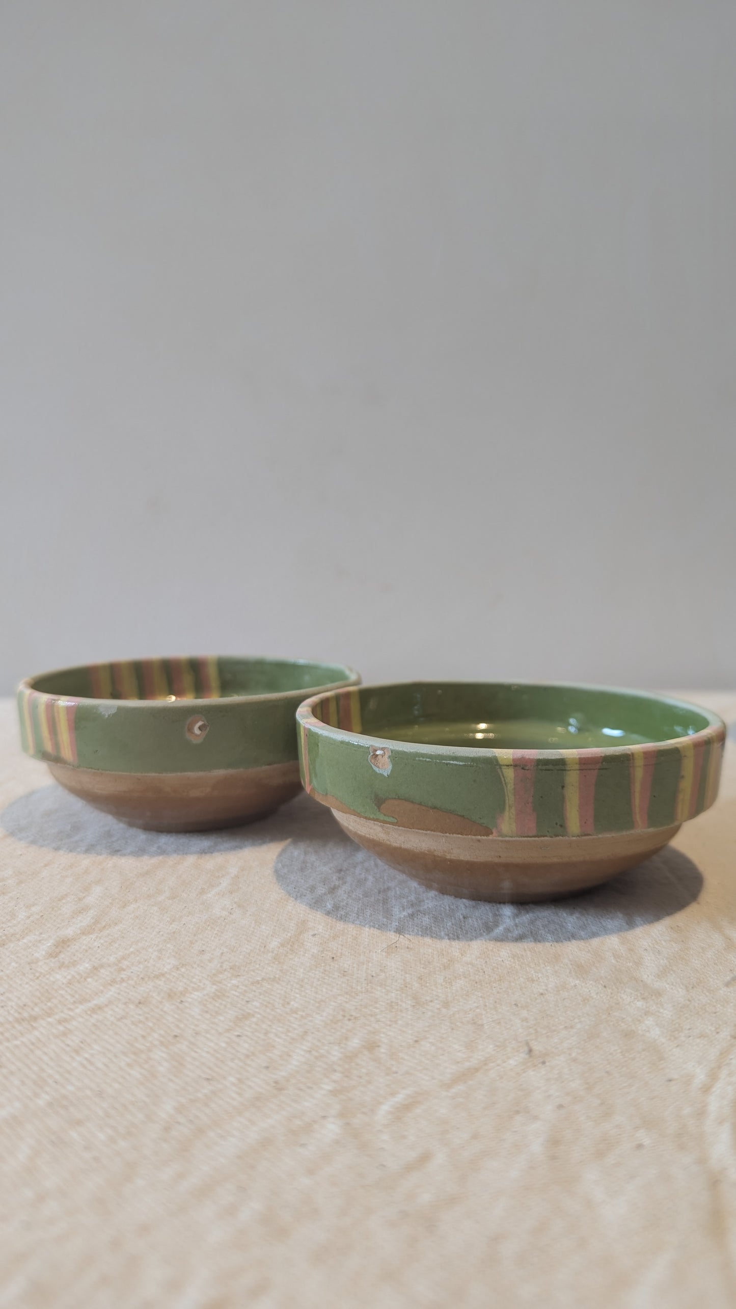Hand Painted Canapé Bowl in Avocado | 2nd's