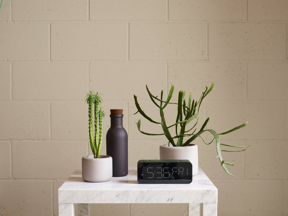 Colombo Porcelain Bottle with Cork | Dark Terracotta