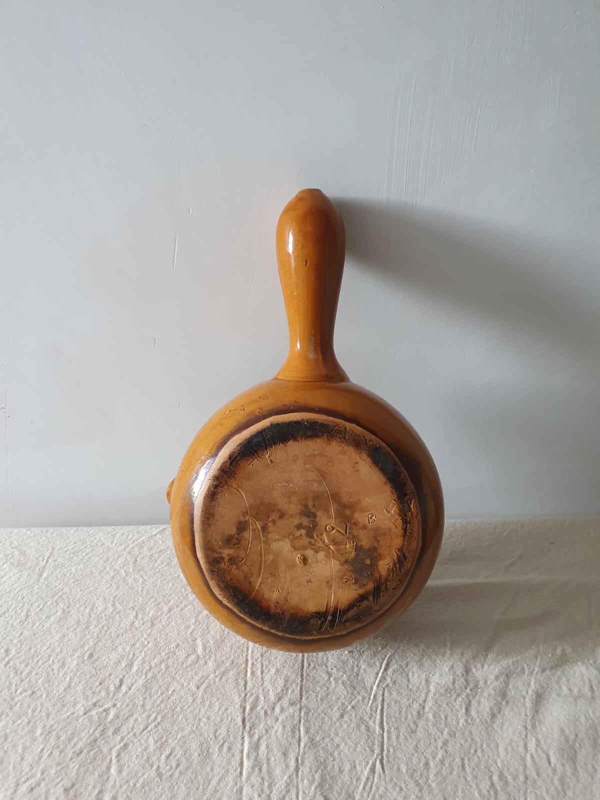 Languedoc Dish with Pourer
