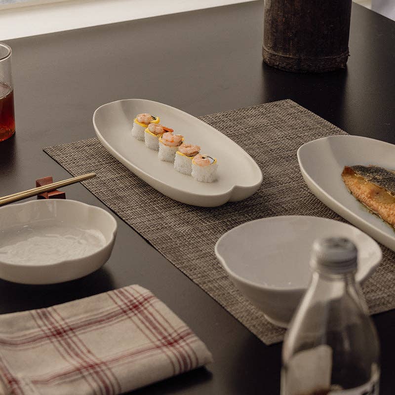 Long Kwai Kou Plate | Matte Beige