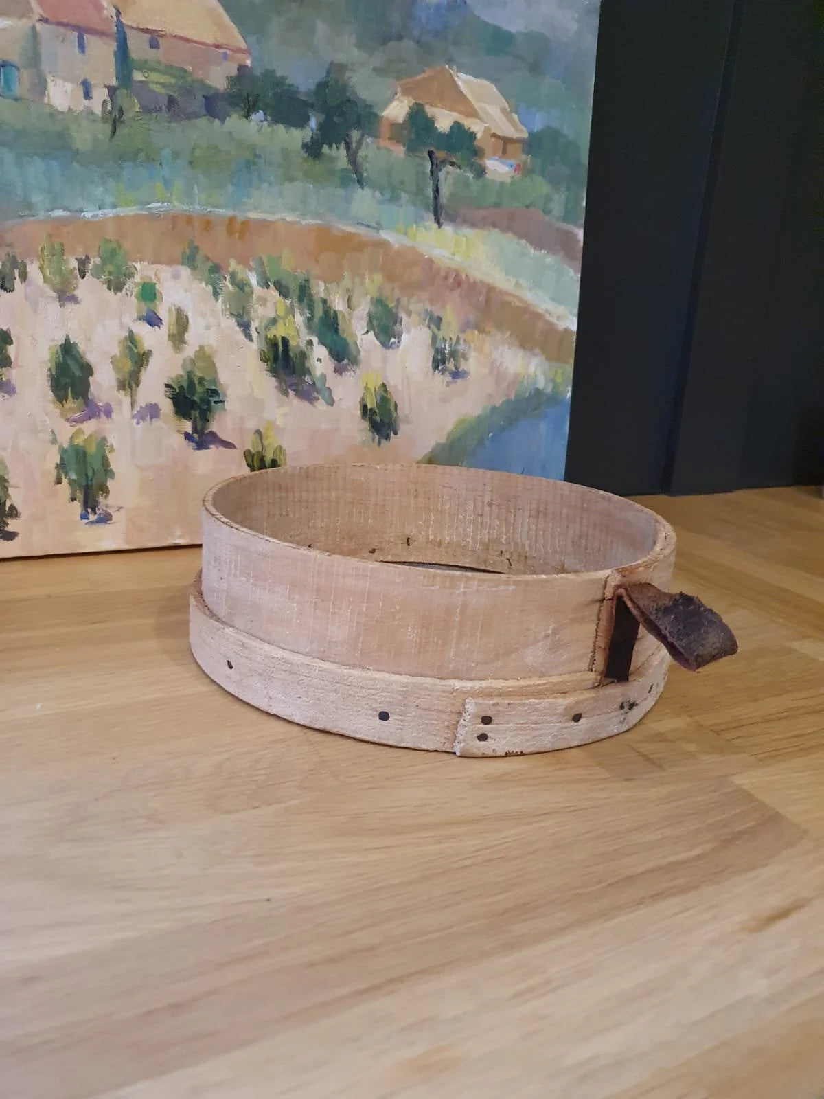 Bent Wood Sieve