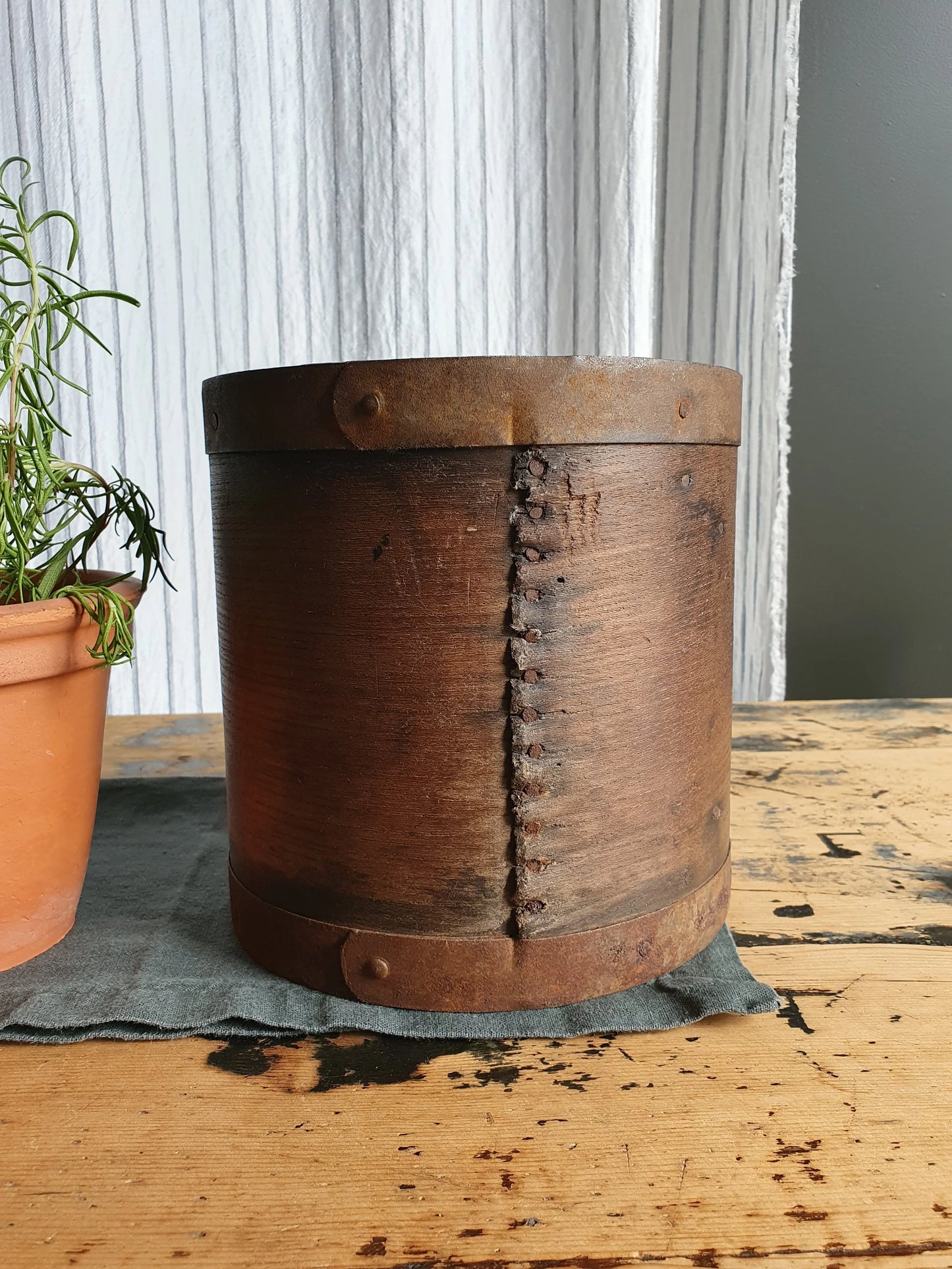 Bentwood Gallon Measure