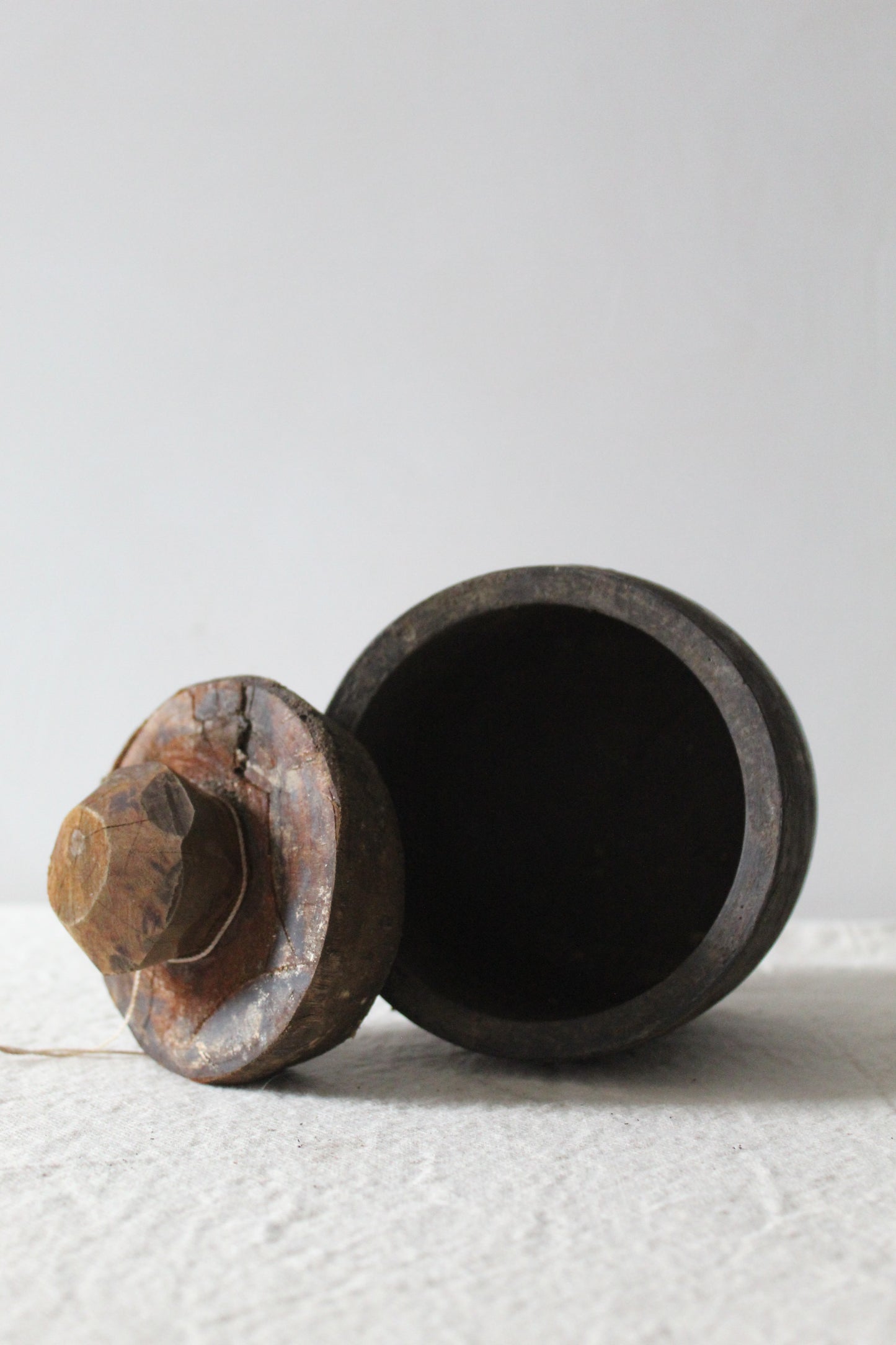 Himalayan Black Wood Pot with Lid