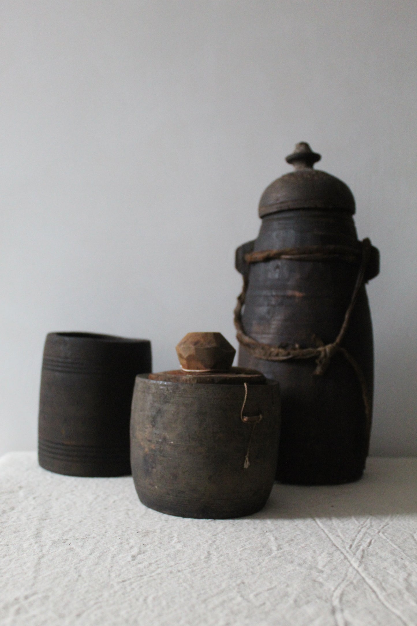 Himalayan Black Wood Pot with Lid