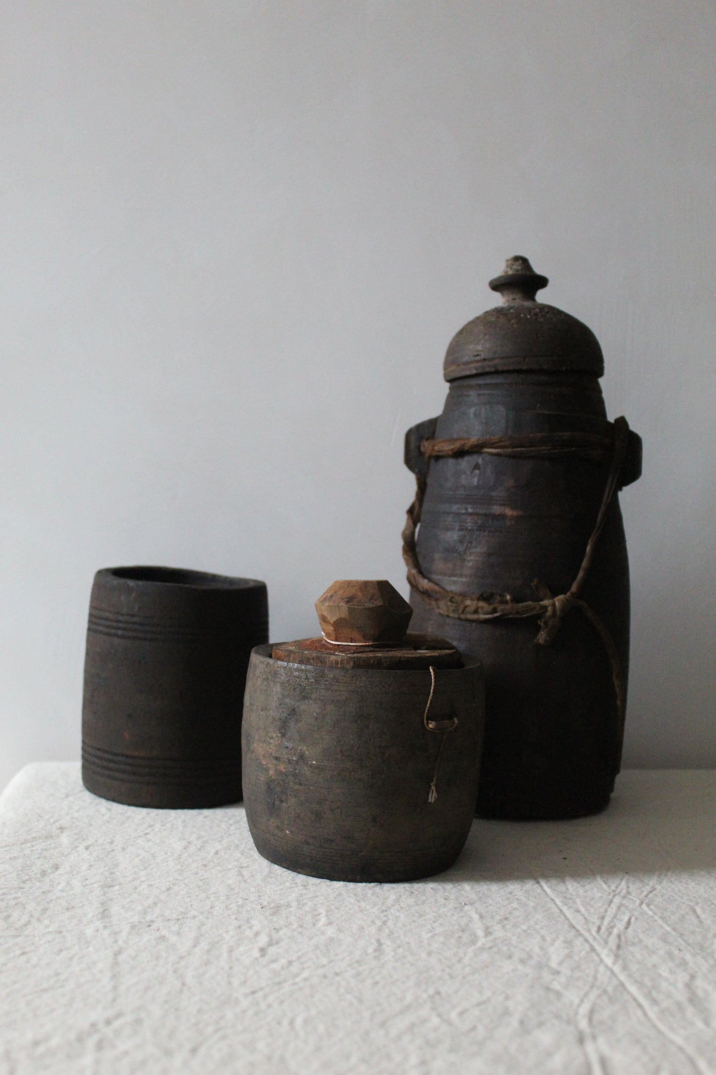 Himalayan Urn with Lid | Large