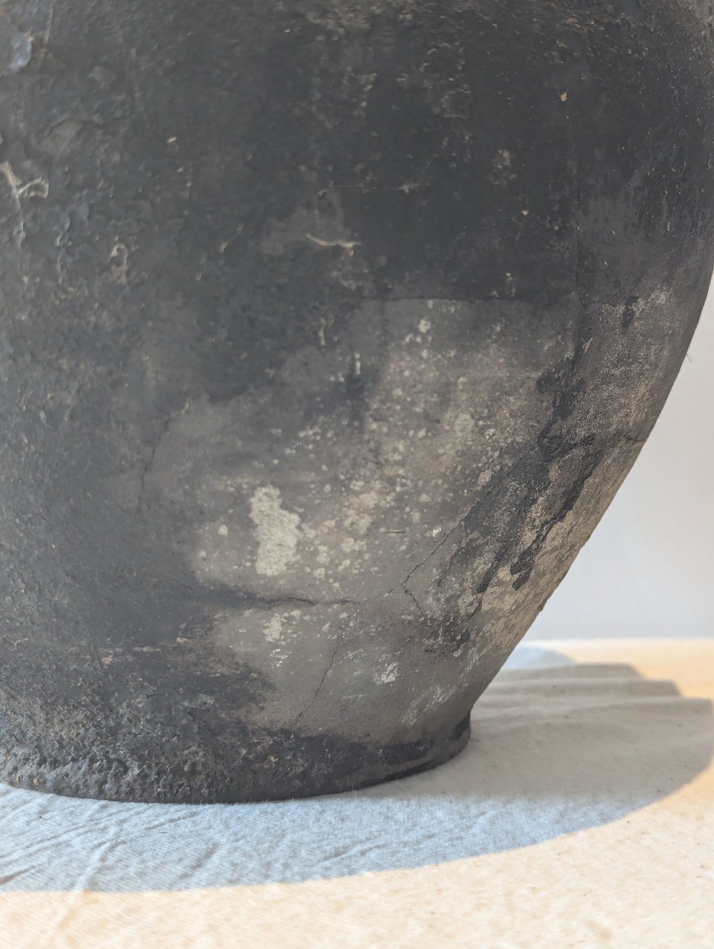 Antique Black Vase | XL