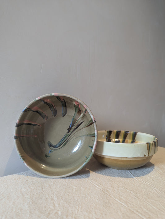 Hand Painted Medium Bowl in Khaki