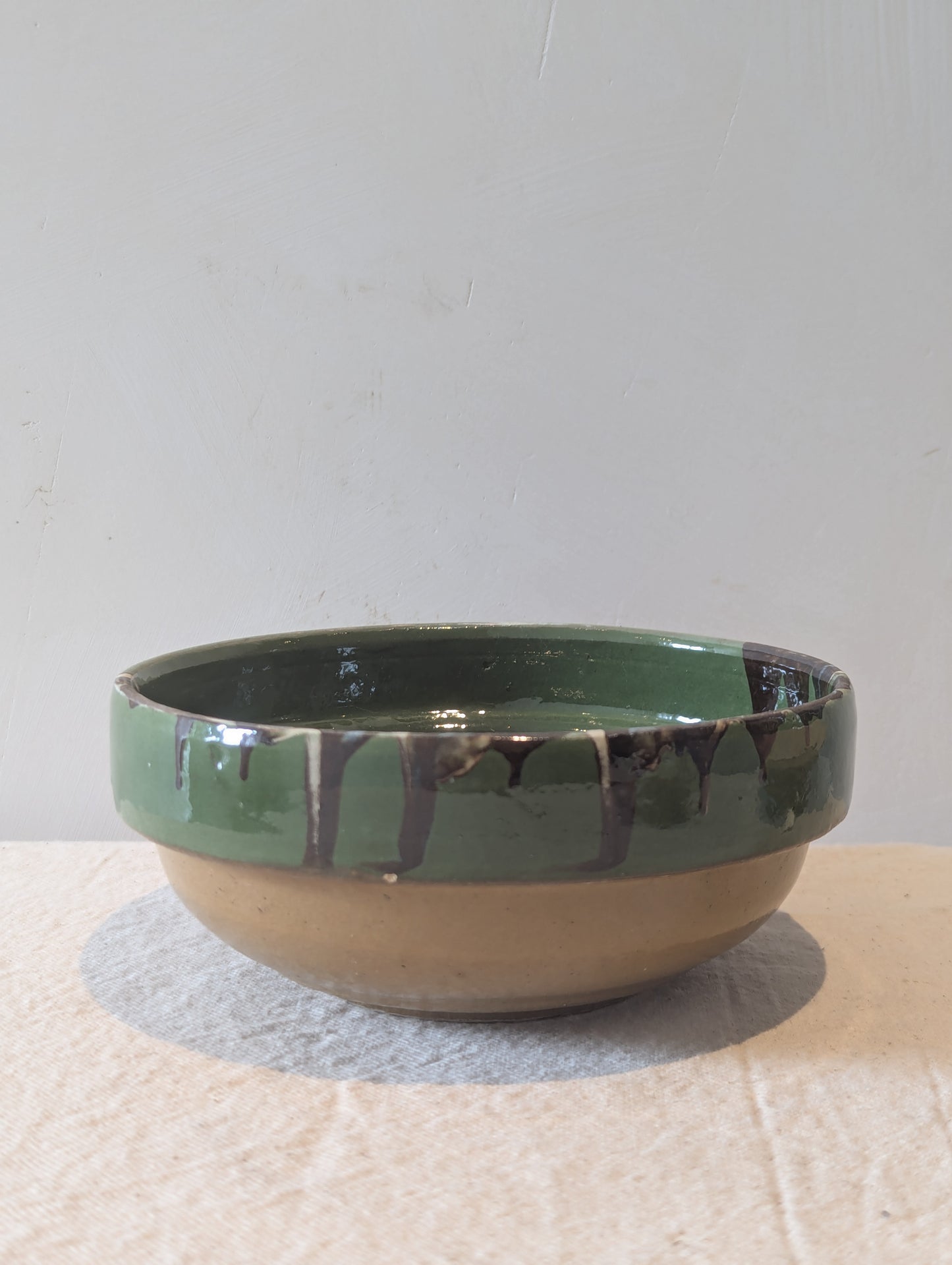 Hand Painted Medium Bowl in Kale