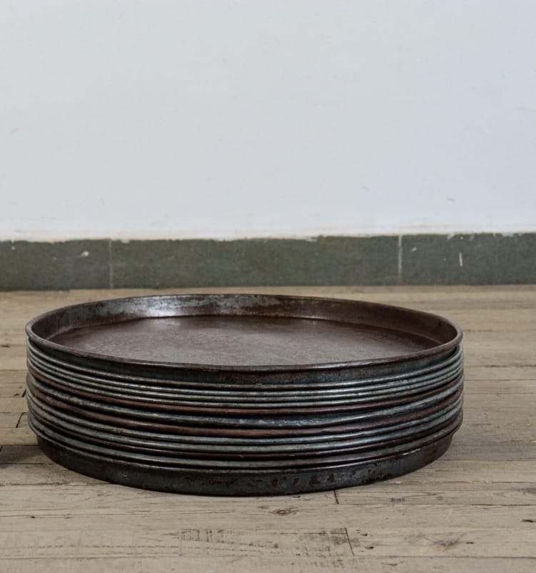 Round Metal Serving Tray