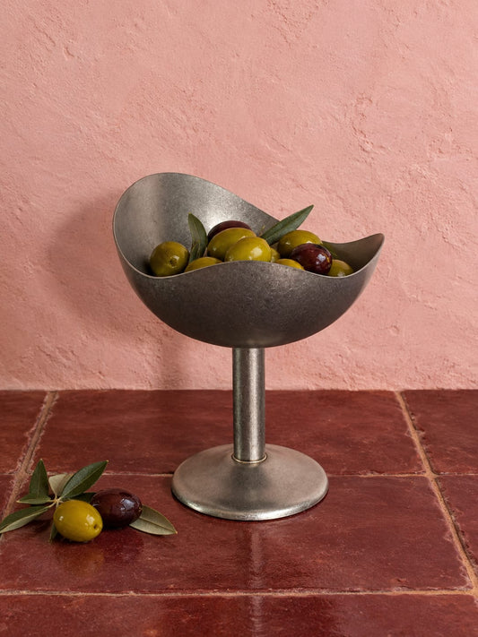 Vintage Steel Curved Cup